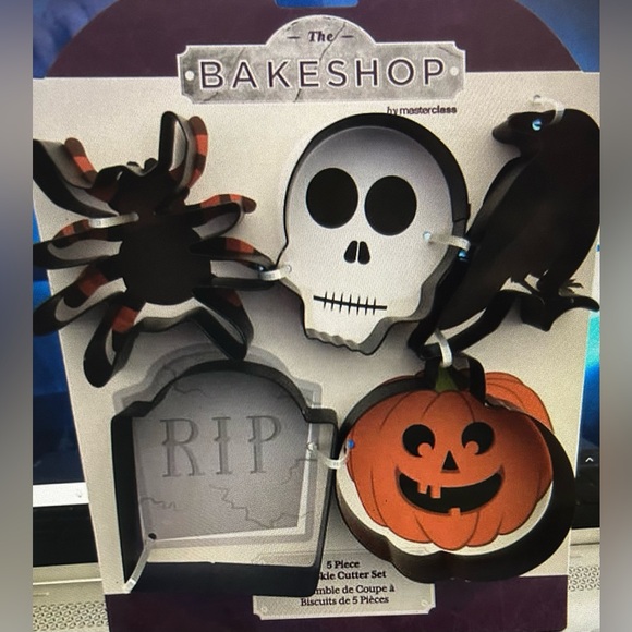 Master Class Halloween 2 Sets 11 Cookie Cutters Bat Skeleton Web Ghost Skull NEW - Picture 3 of 3